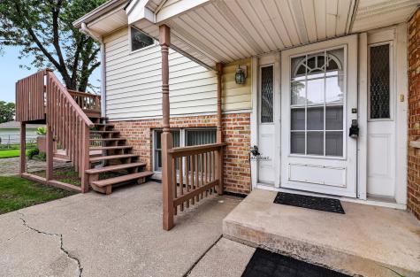 9042 Fairlane Drive Bridgeview IL 60455