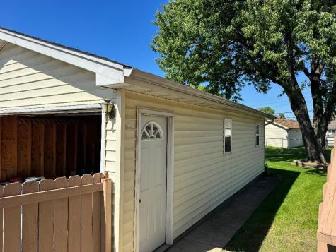 9042 Fairlane Drive Bridgeview IL 60455