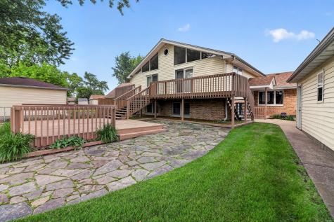 9042 Fairlane Drive Bridgeview IL 60455