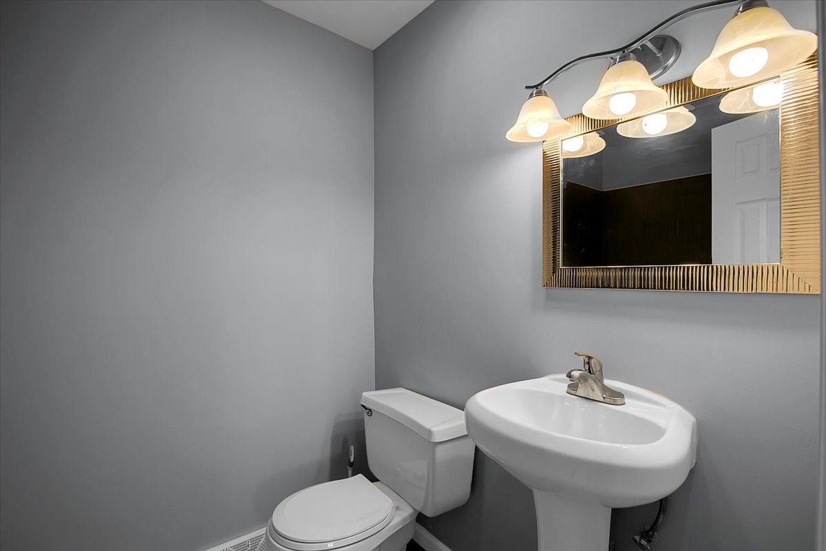 8853 South Halsted Street Chicago IL 60620