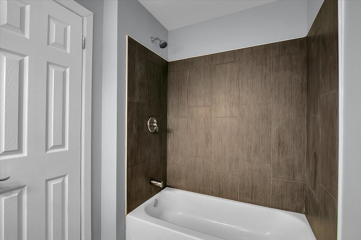 8853 South Halsted Street Chicago IL 60620