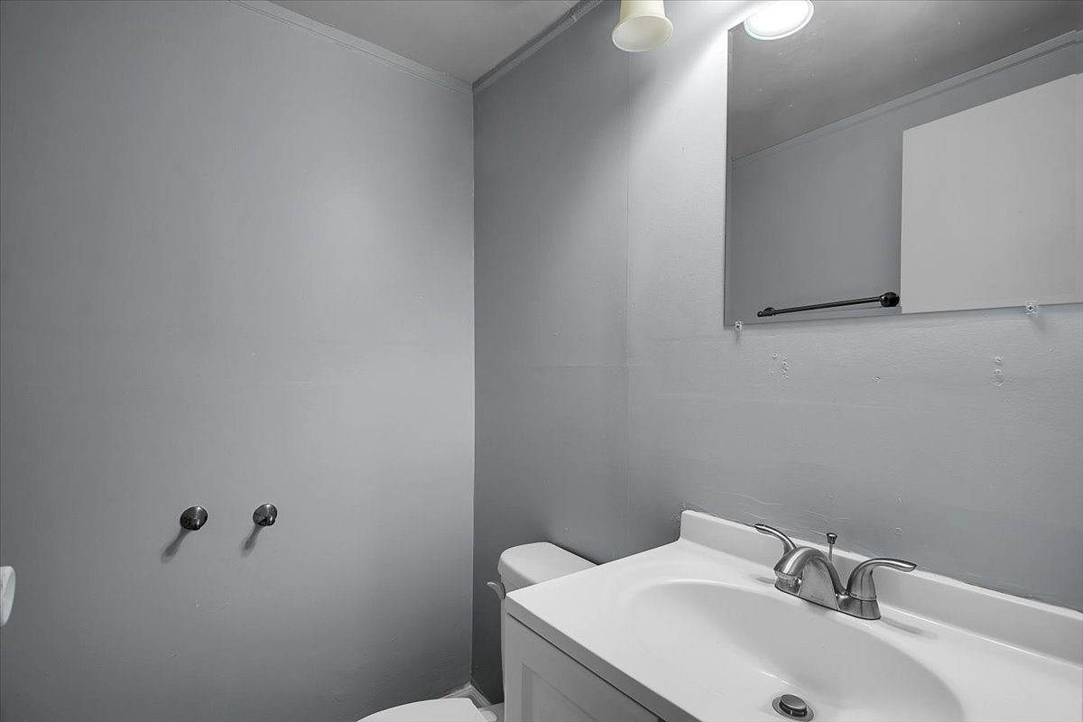 8853 South Halsted Street Chicago IL 60620