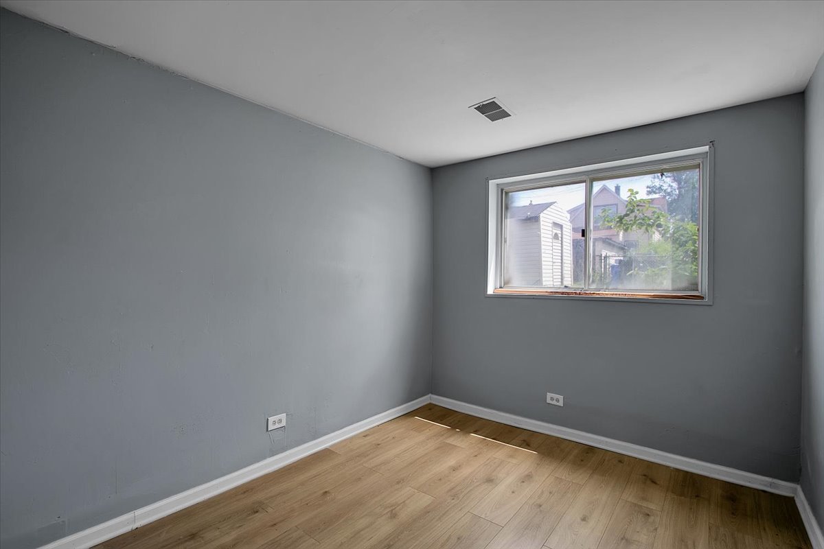 8853 South Halsted Street Chicago IL 60620