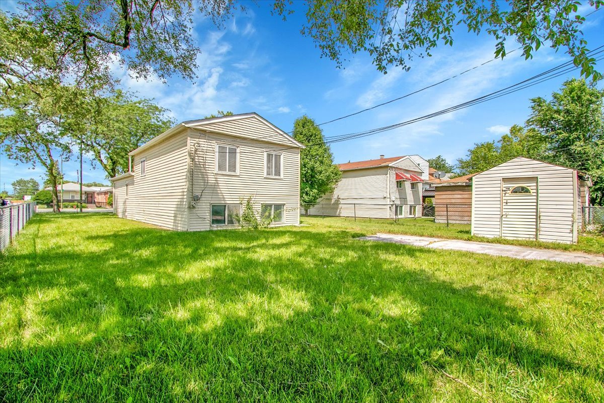 8853 South Halsted Street Chicago IL 60620