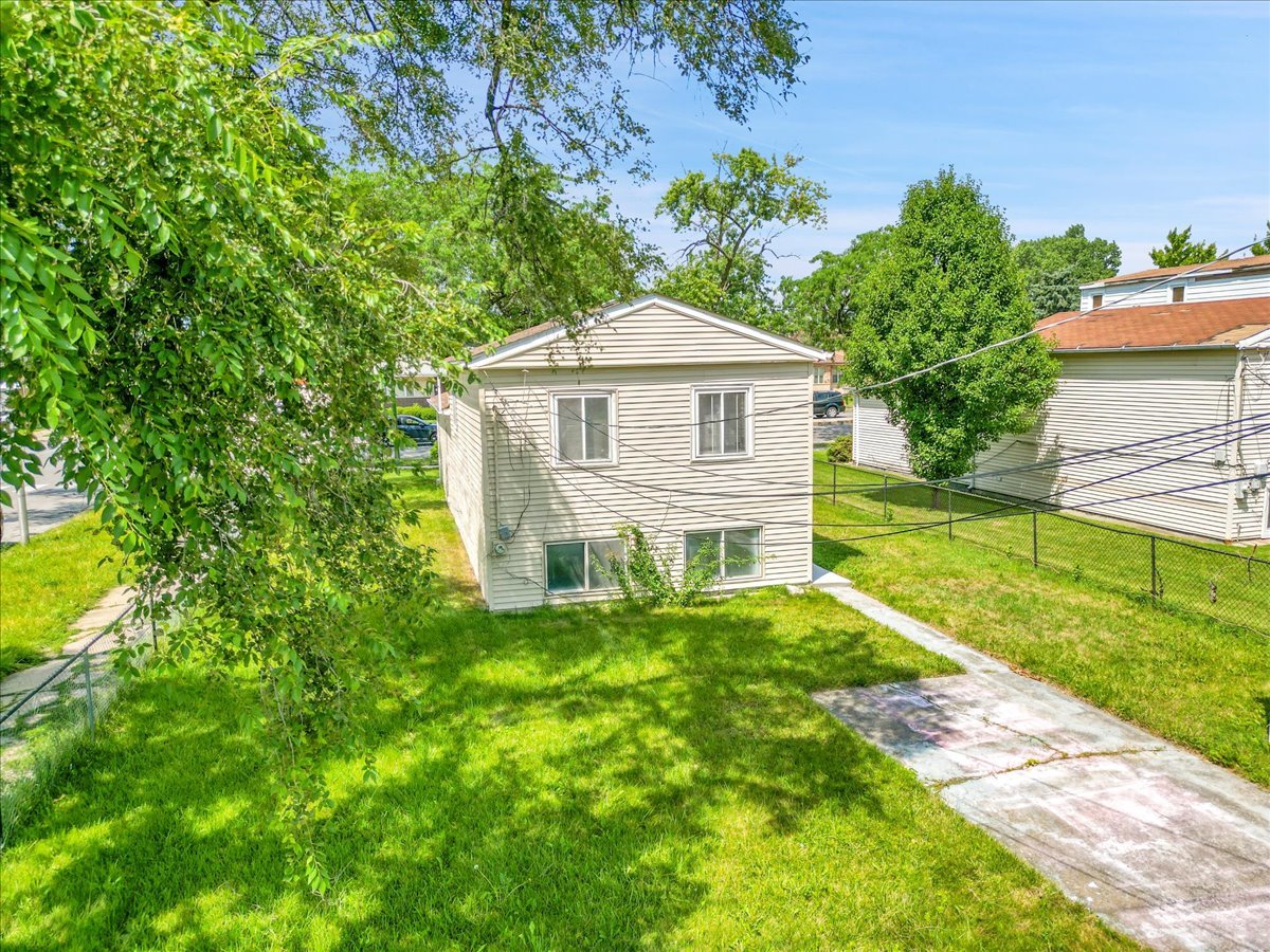 8853 South Halsted Street Chicago IL 60620