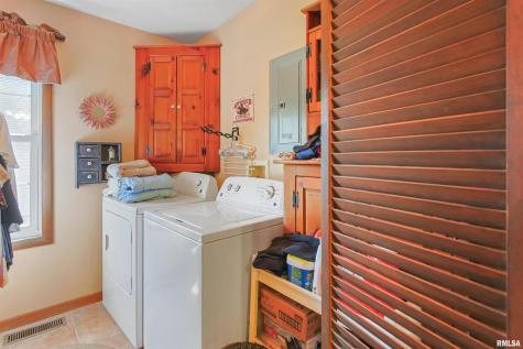 11939 Cochran Road Marion IL 62959