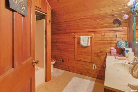 11939 Cochran Road Marion IL 62959