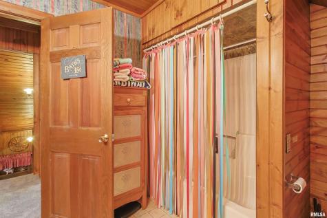 11939 Cochran Road Marion IL 62959