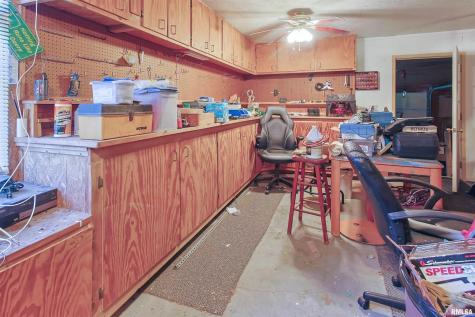 11939 Cochran Road Marion IL 62959