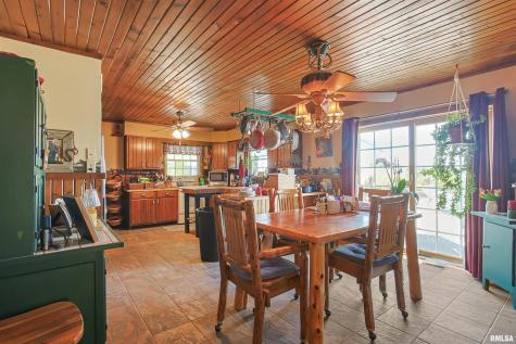 11939 Cochran Road Marion IL 62959