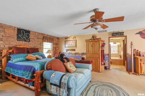 11939 Cochran Road Marion IL 62959