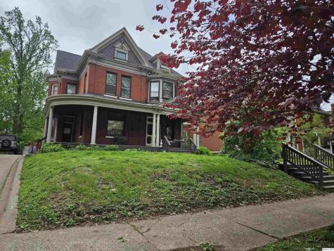 1634 Vermont Street Quincy IL 62301