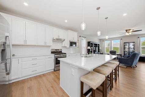 3203 Sweetgrass Circle Aurora IL 60503