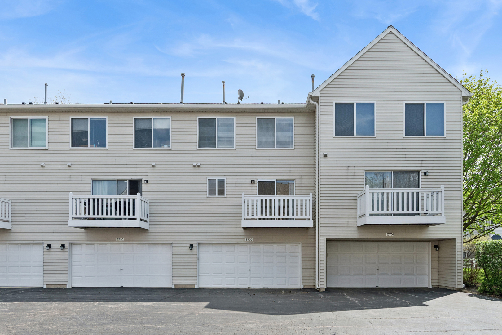 2733 Shelly Lane Aurora IL 60504