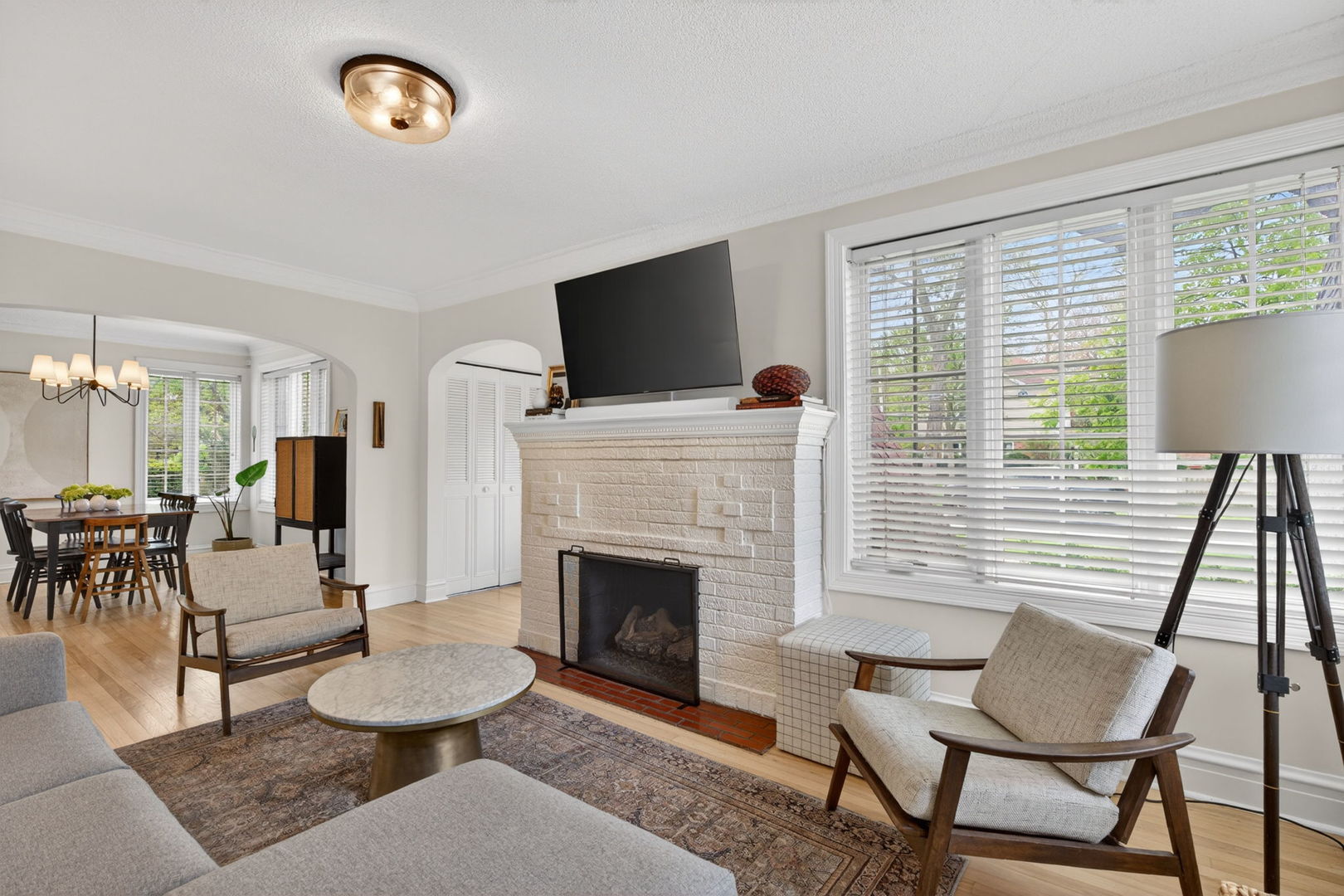 20 45TH Street Western Springs IL 60558