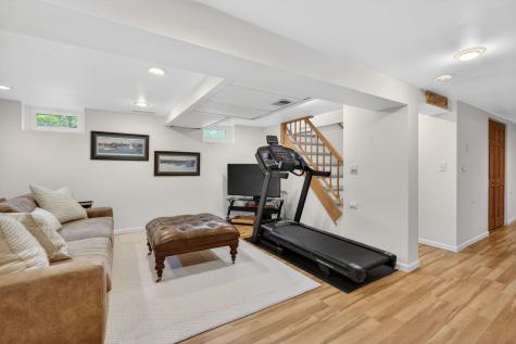 20 45TH Street Western Springs IL 60558
