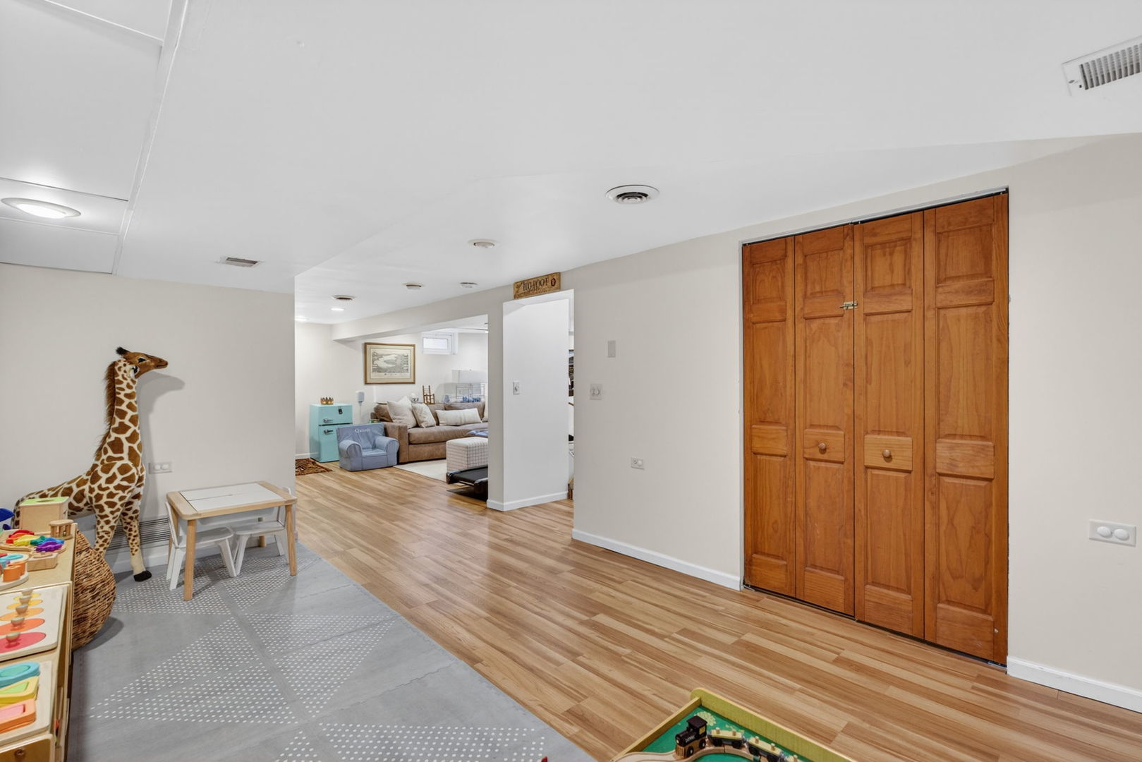20 45TH Street Western Springs IL 60558