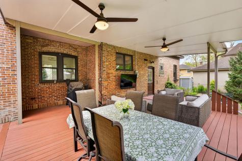 20 45TH Street Western Springs IL 60558