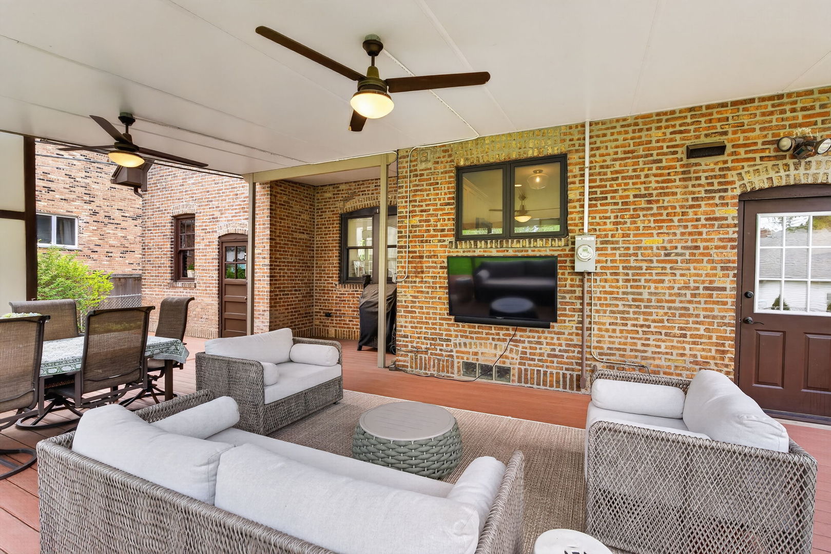 20 45TH Street Western Springs IL 60558
