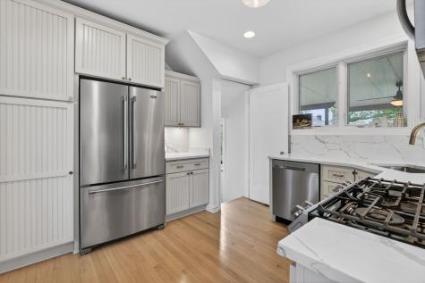 20 45TH Street Western Springs IL 60558