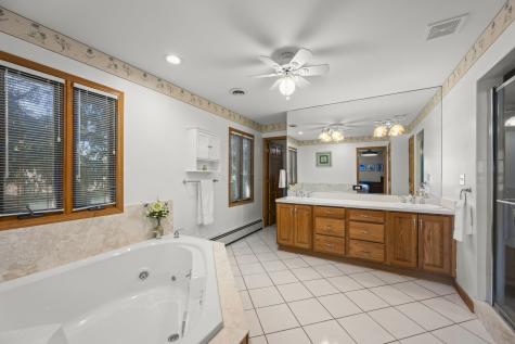 1521 Dun Lo Drive Arlington Heights IL 60004