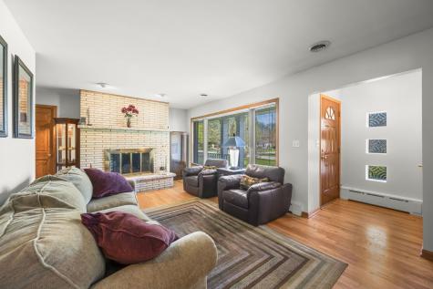 1521 Dun Lo Drive Arlington Heights IL 60004