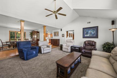1521 Dun Lo Drive Arlington Heights IL 60004