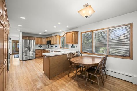 1521 Dun Lo Drive Arlington Heights IL 60004