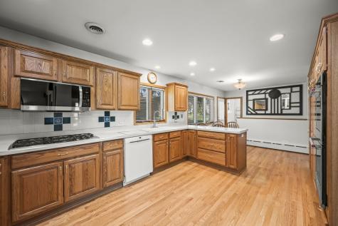 1521 Dun Lo Drive Arlington Heights IL 60004
