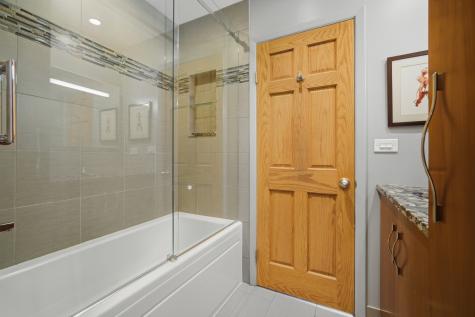 12 Turnbull Woods Court Highland Park IL 60035