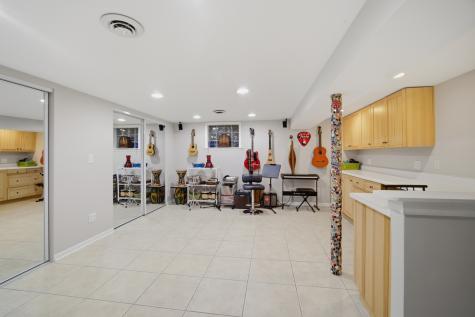 12 Turnbull Woods Court Highland Park IL 60035