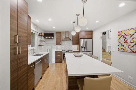 12 Turnbull Woods Court Highland Park IL 60035