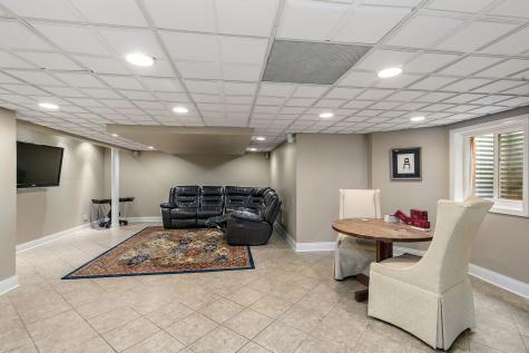 380 Covington Drive Barrington IL 60010