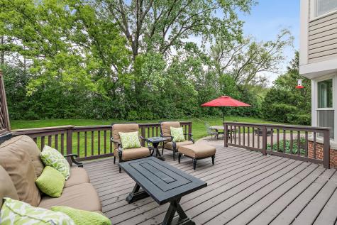 380 Covington Drive Barrington IL 60010