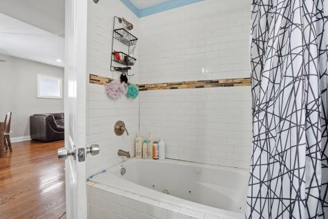 2923 North New England Avenue Chicago IL 60634