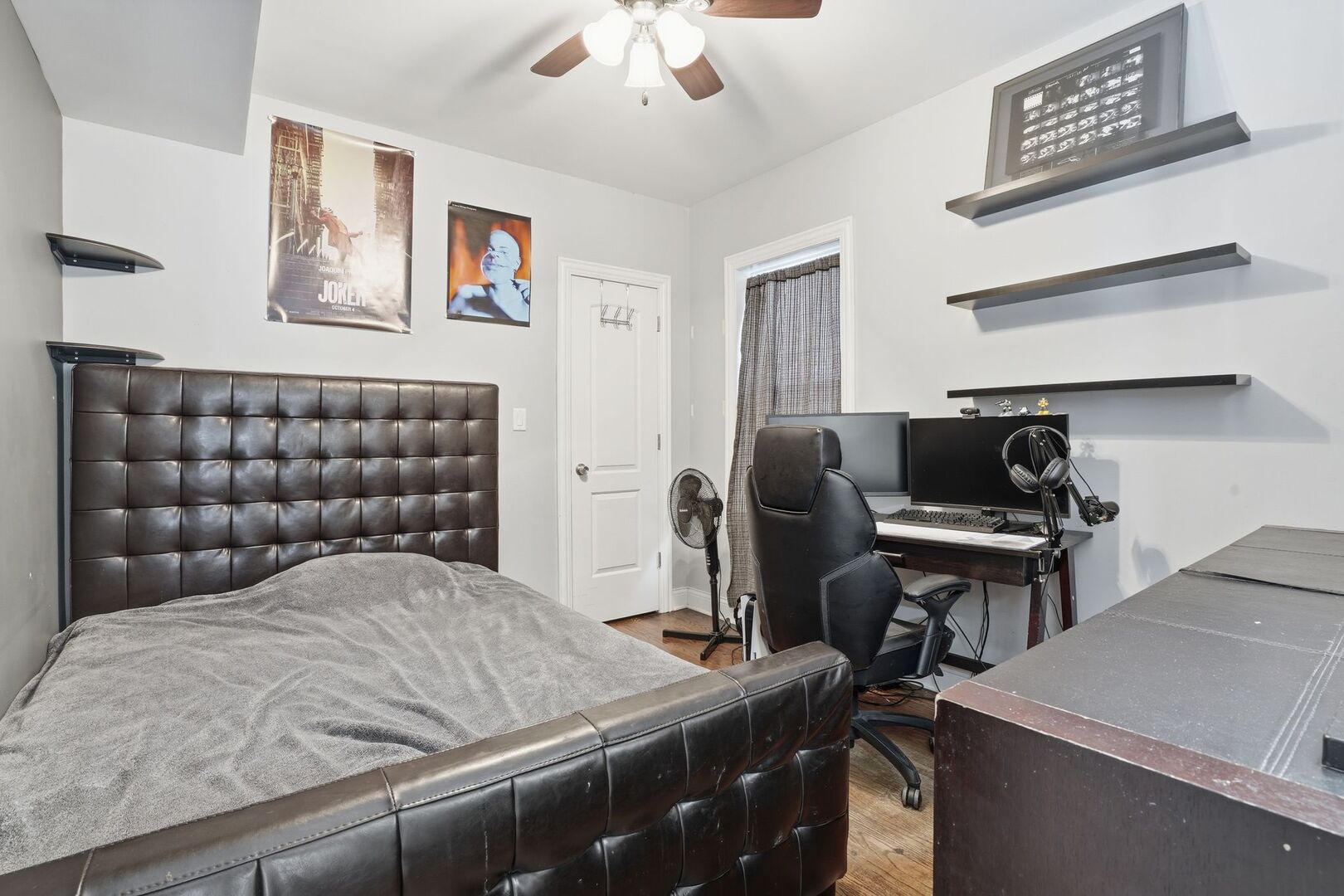 2923 North New England Avenue Chicago IL 60634