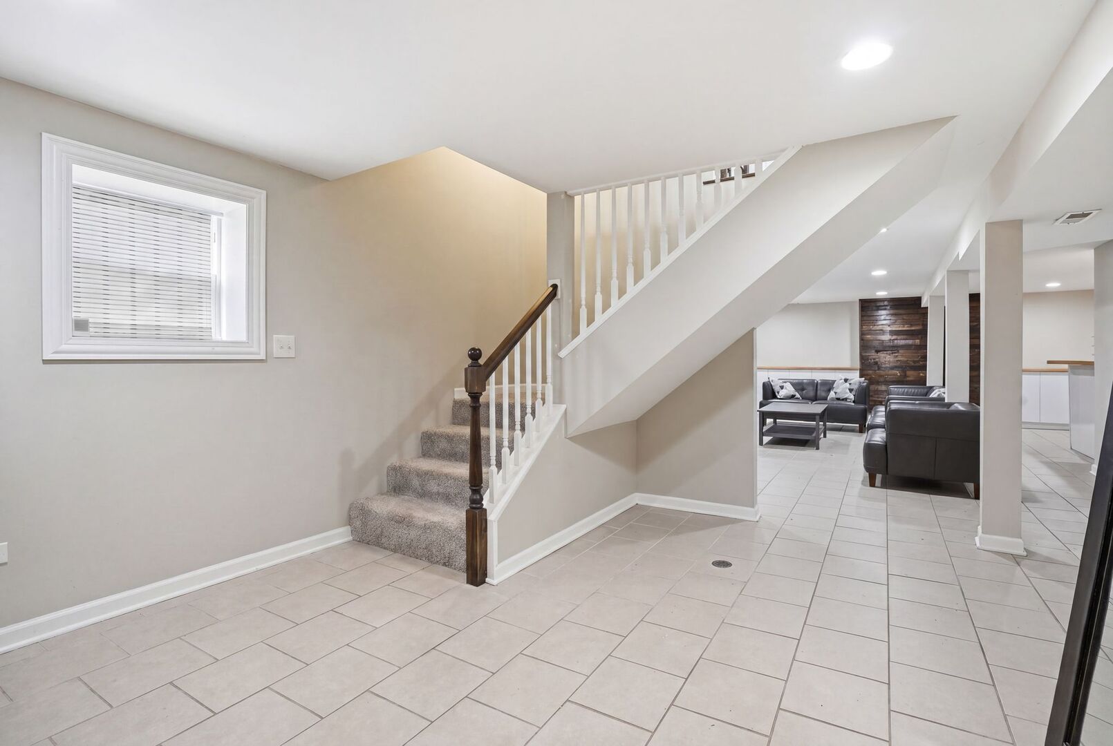 2923 North New England Avenue Chicago IL 60634