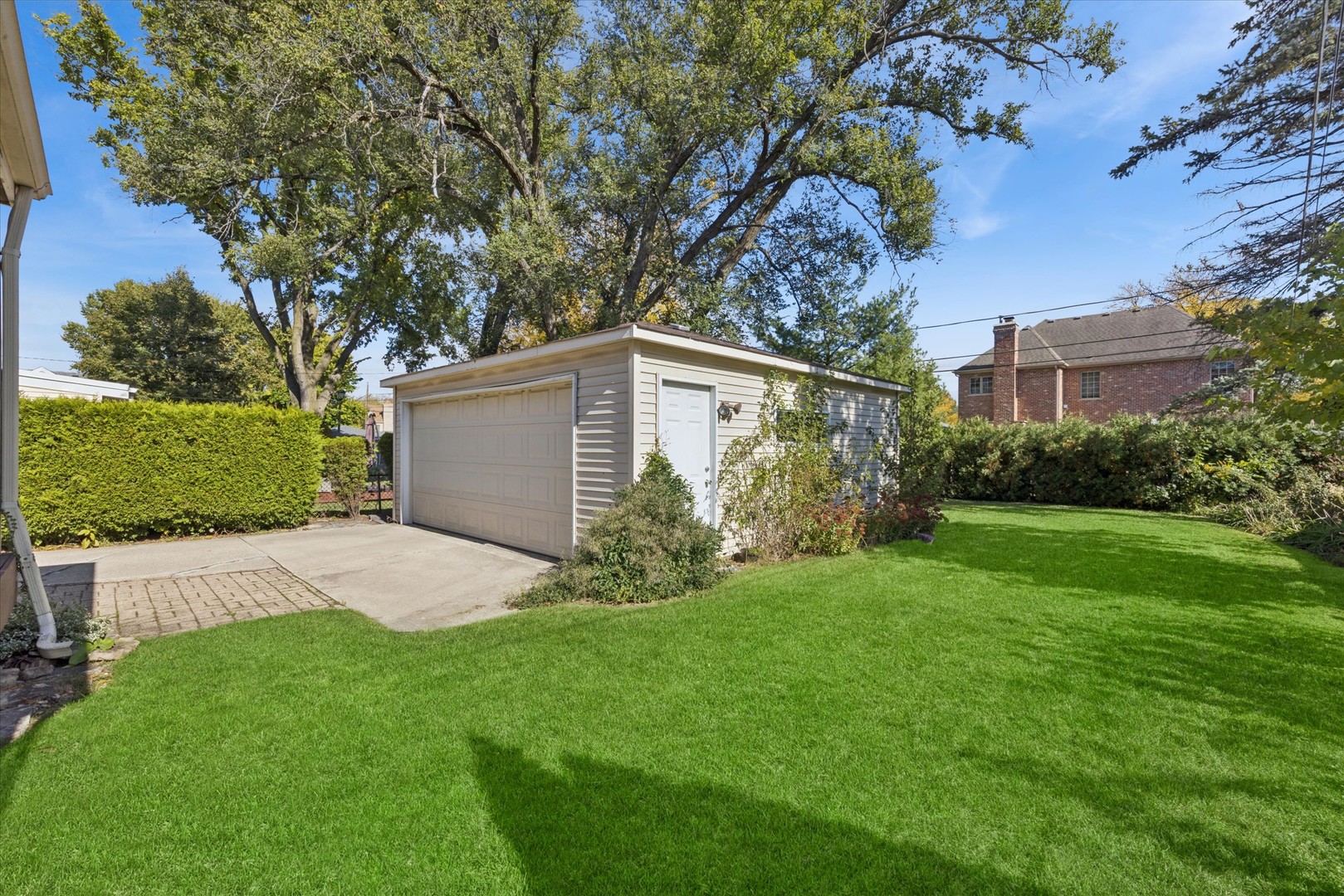 995 South Swain Avenue Elmhurst IL 60126