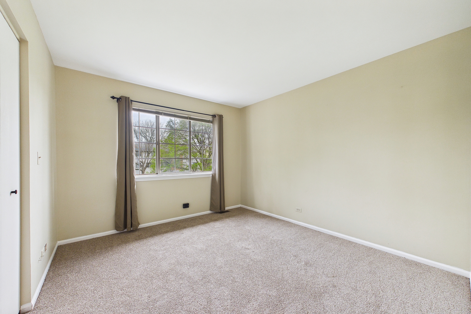 2056 Yellow Daisy Court Naperville IL 60563