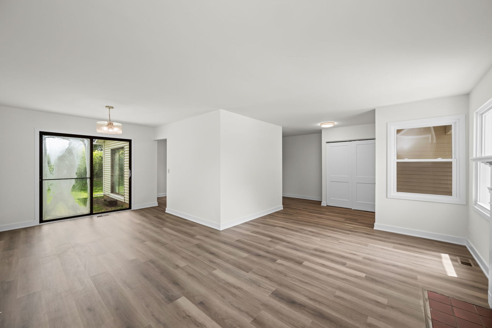 948 Longboat Lane Schaumburg IL 60194
