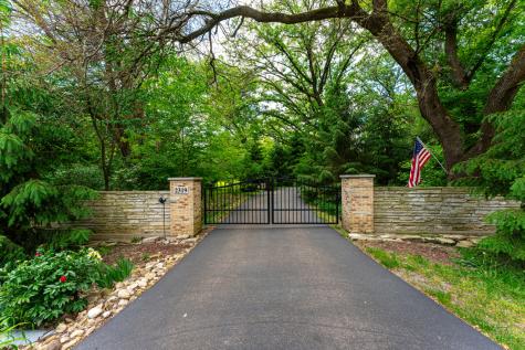 2319 Thompson Road Bull Valley IL 60097