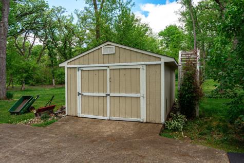 2319 Thompson Road Bull Valley IL 60097