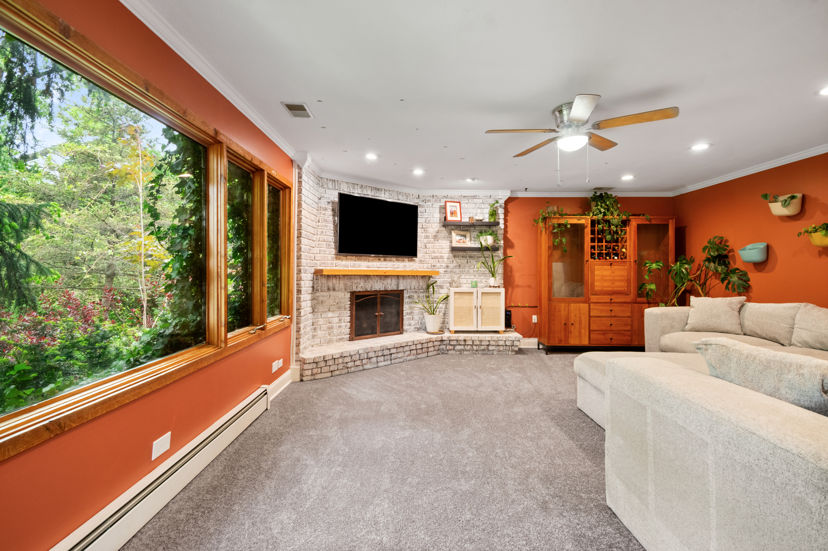 17W214 West Hillside Lane Willowbrook IL 60527