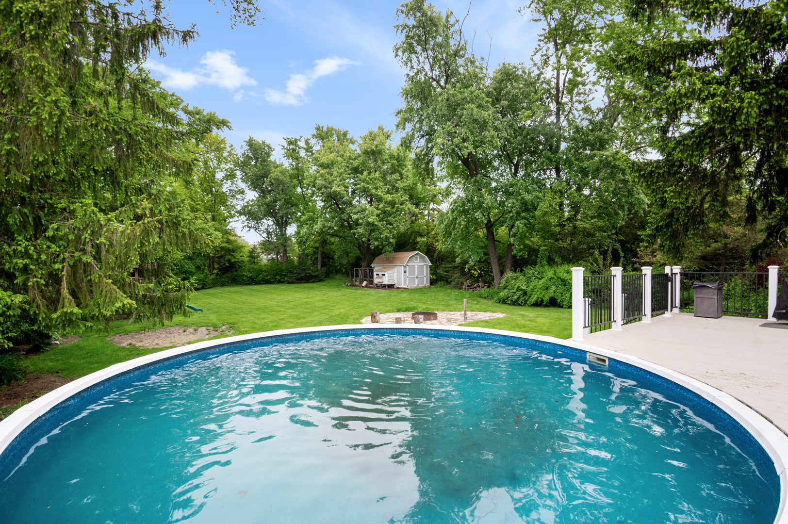 17W214 West Hillside Lane Willowbrook IL 60527