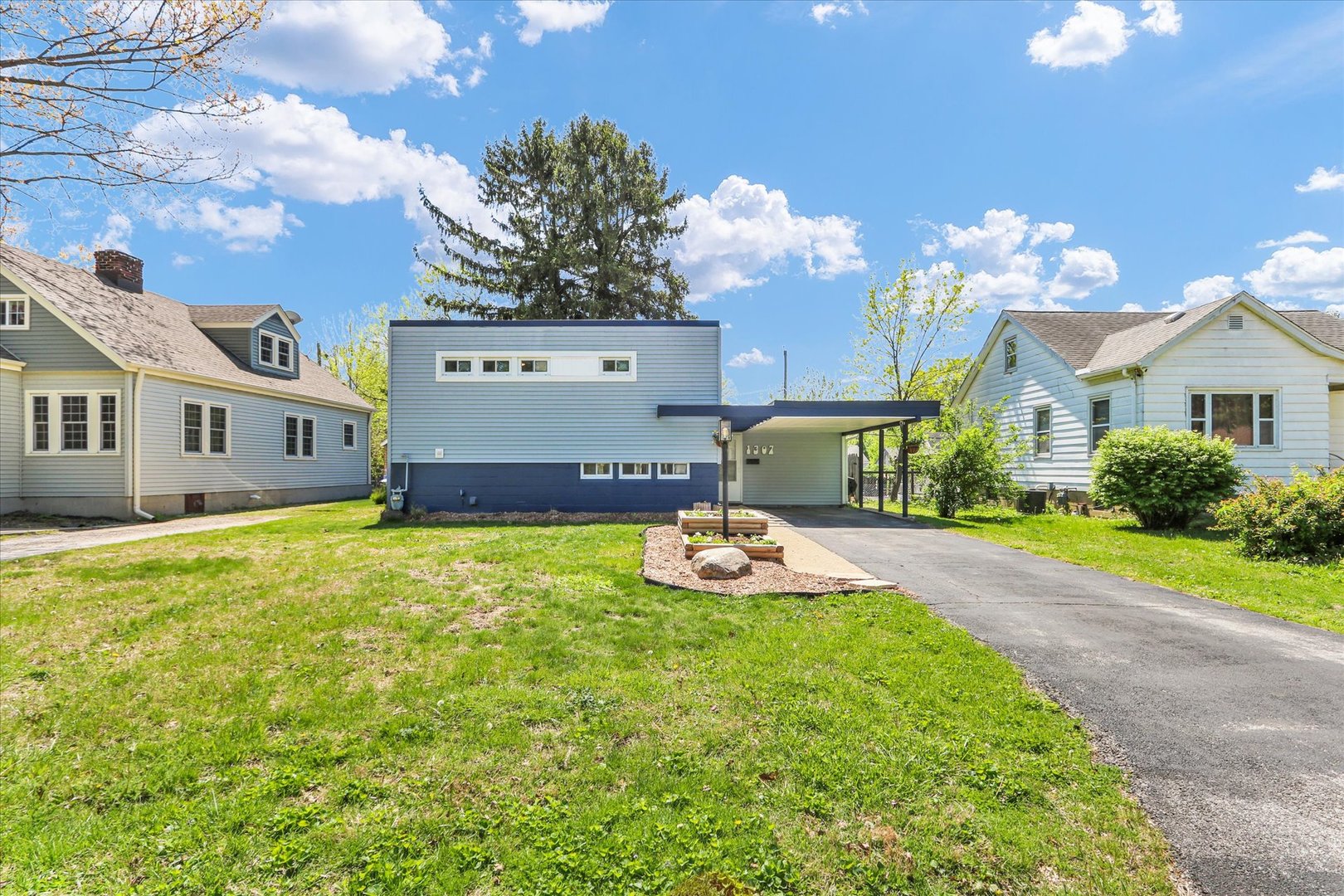 1307 West Clark Street Champaign IL 61821