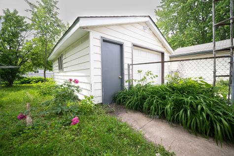 179 North Levasseur Avenue Bourbonnais IL 60914