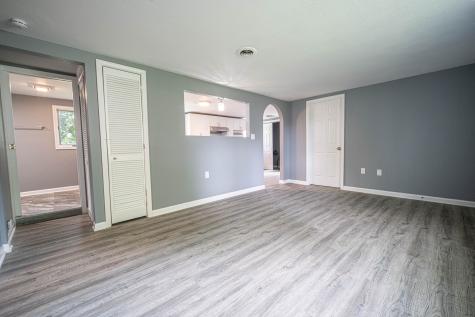 179 North Levasseur Avenue Bourbonnais IL 60914