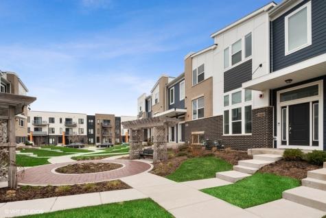 3S616 Everton Drive Warrenville IL 60555