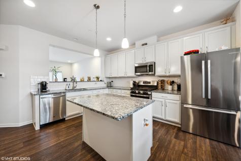 3S616 Everton Drive Warrenville IL 60555