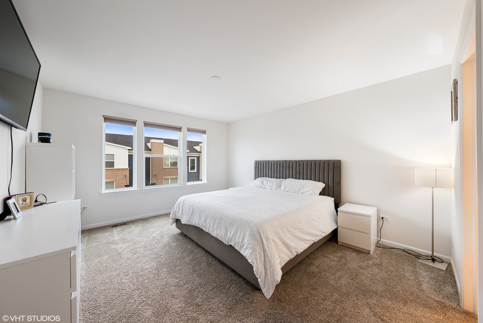 3S616 Everton Drive Warrenville IL 60555